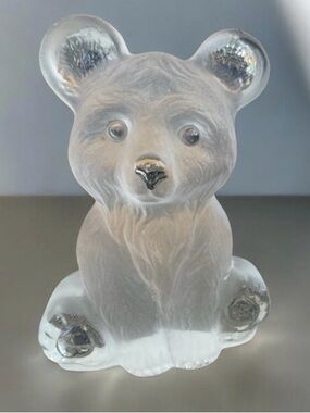 Viking handmade glass frosted bear 7 inches tall - vintage collectible